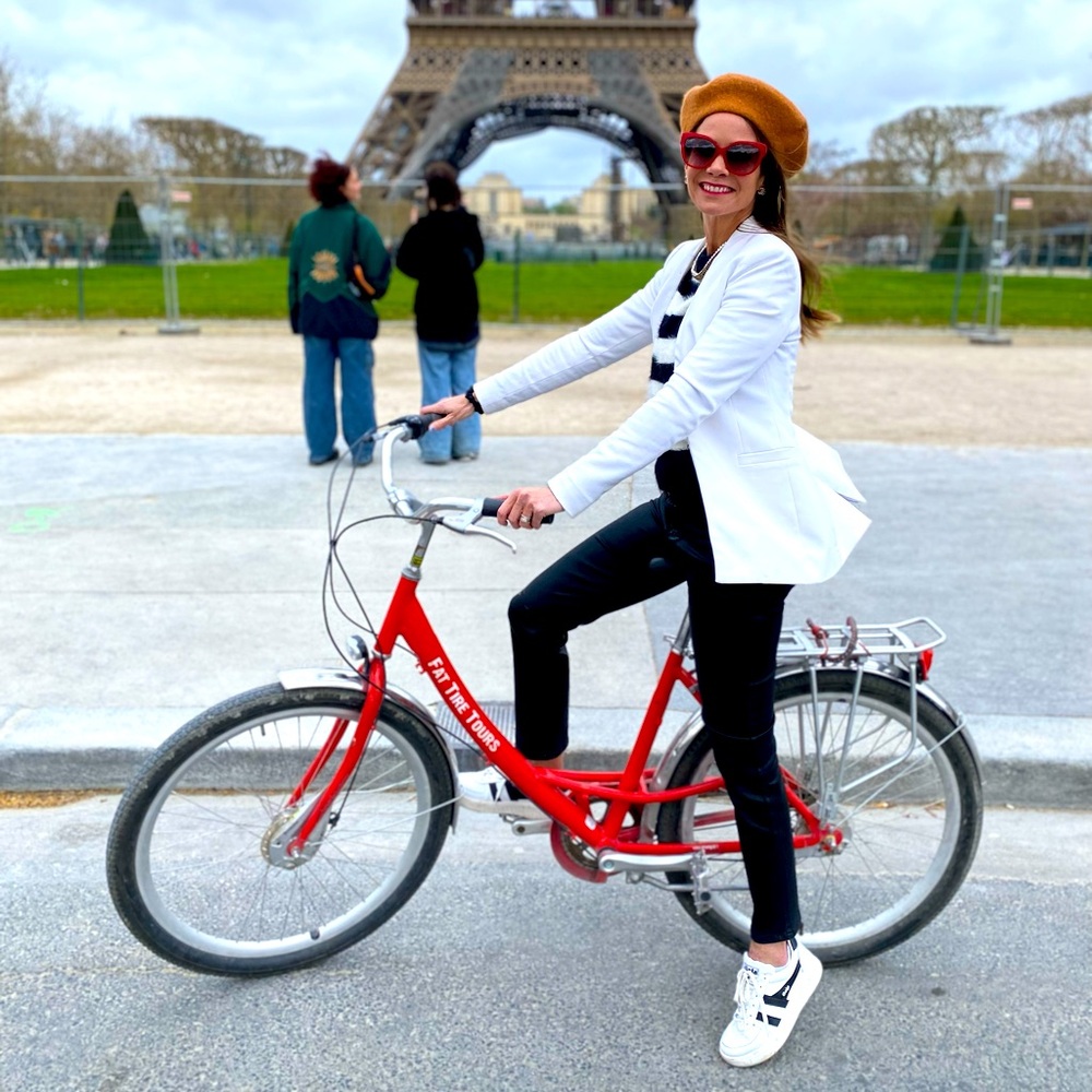 Meet your Posher, Elena